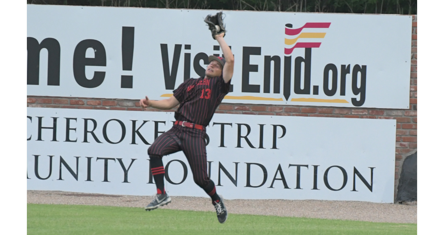 Jets beat Aggies in extras, advance in district tournament
