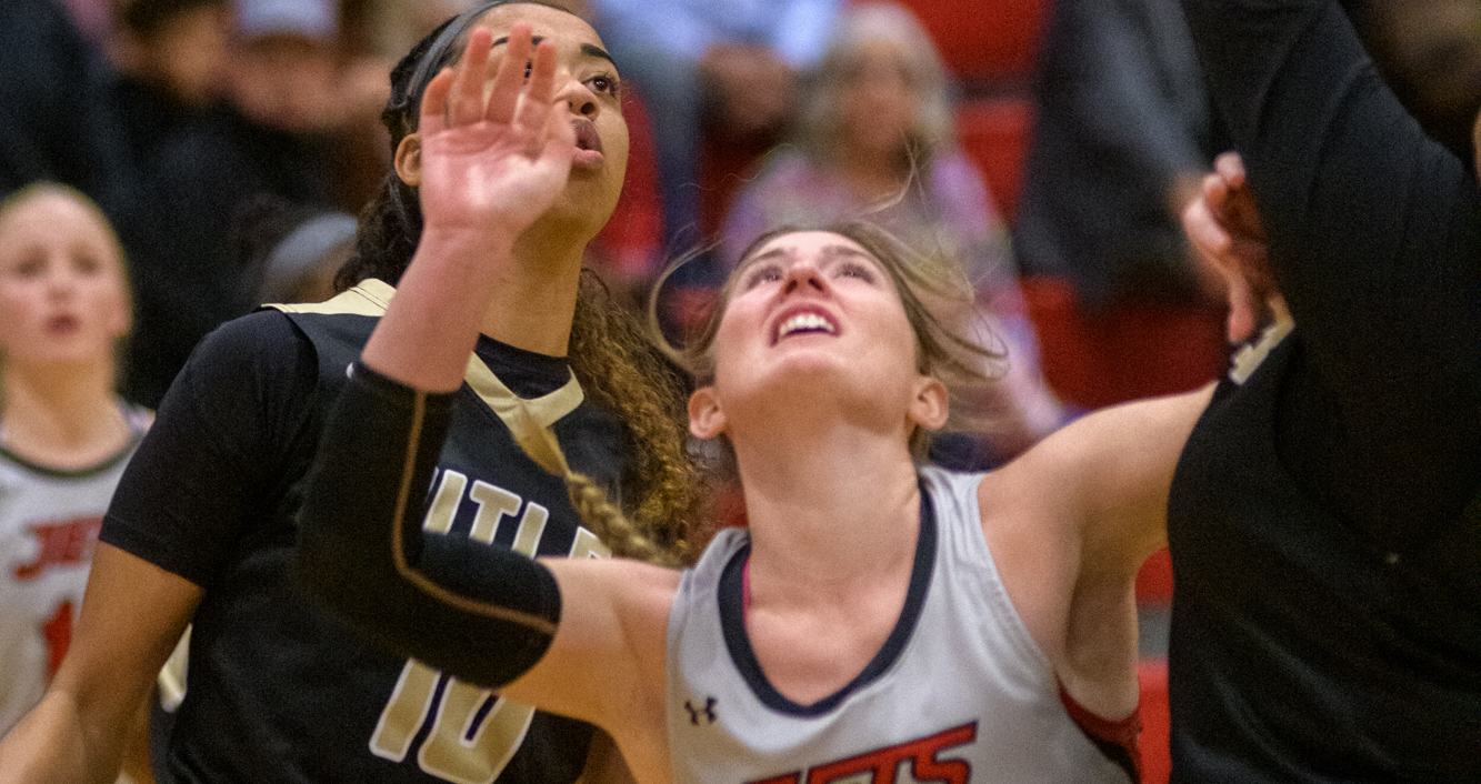 Lady Jets rout Garden City 78-43